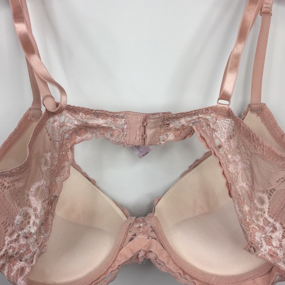 Marilyn Monroe • blush lace bra - Picture 4 of 7